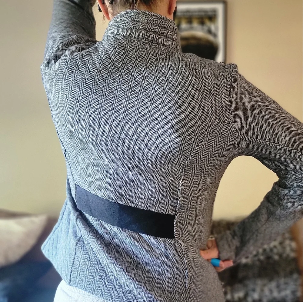 Jacket - Picture 2 of 4